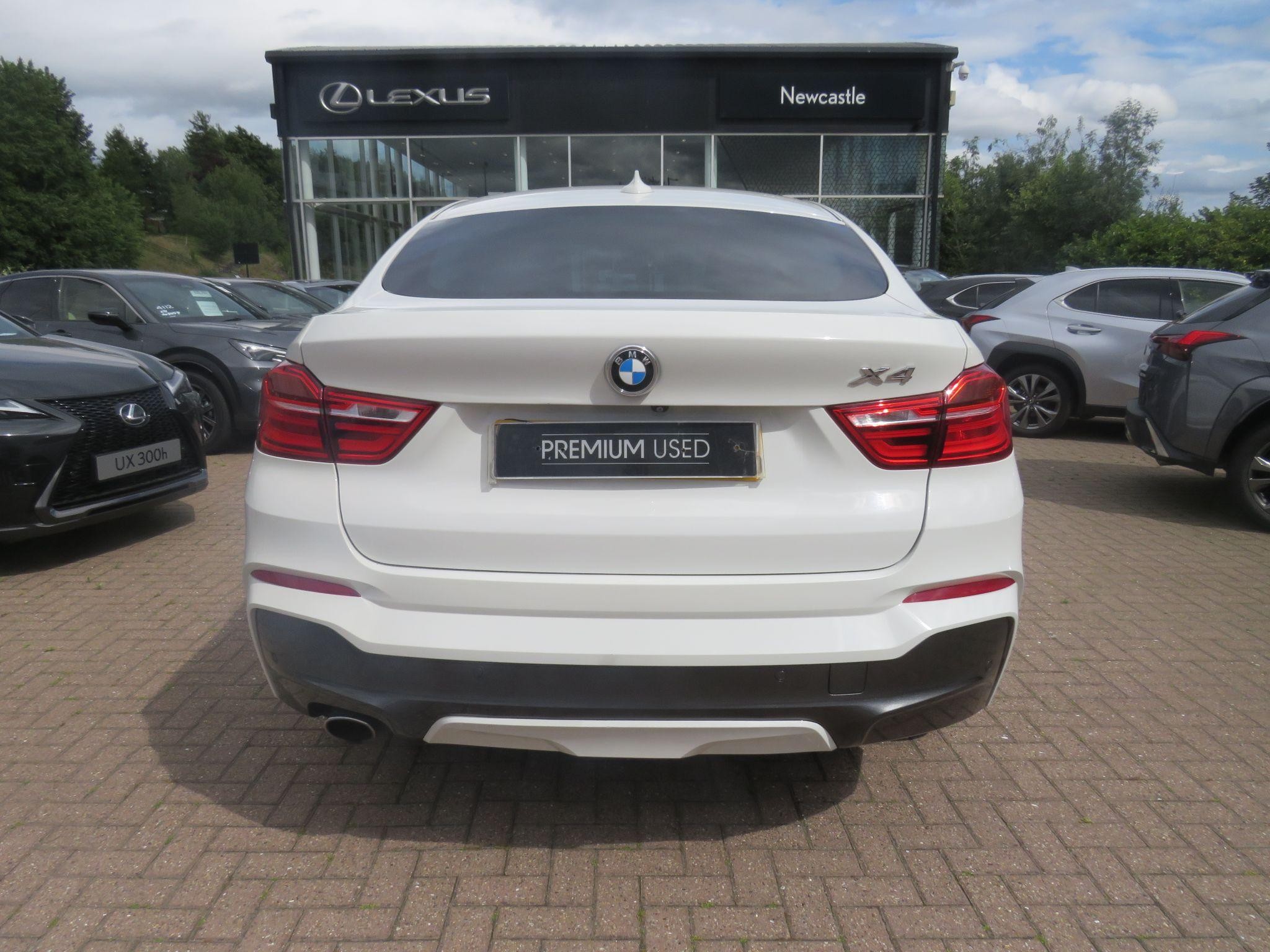 BMW X4 Image 6