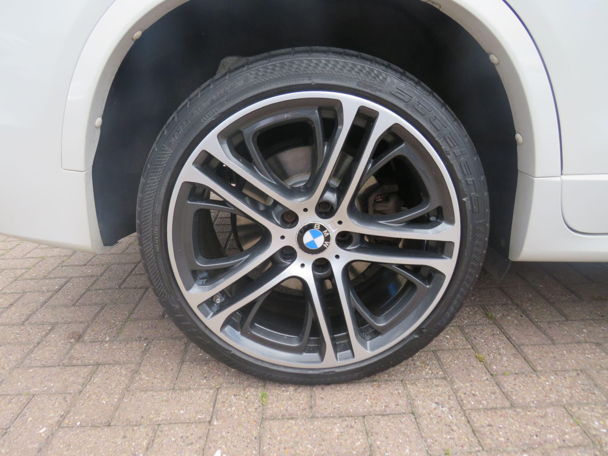 BMW X4 Image 11