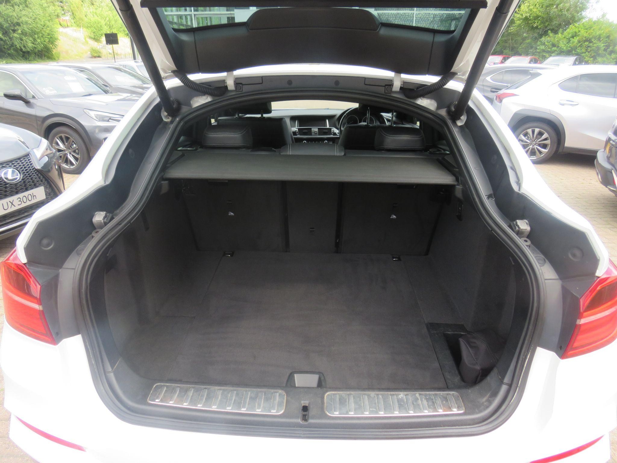 BMW X4 Image 12