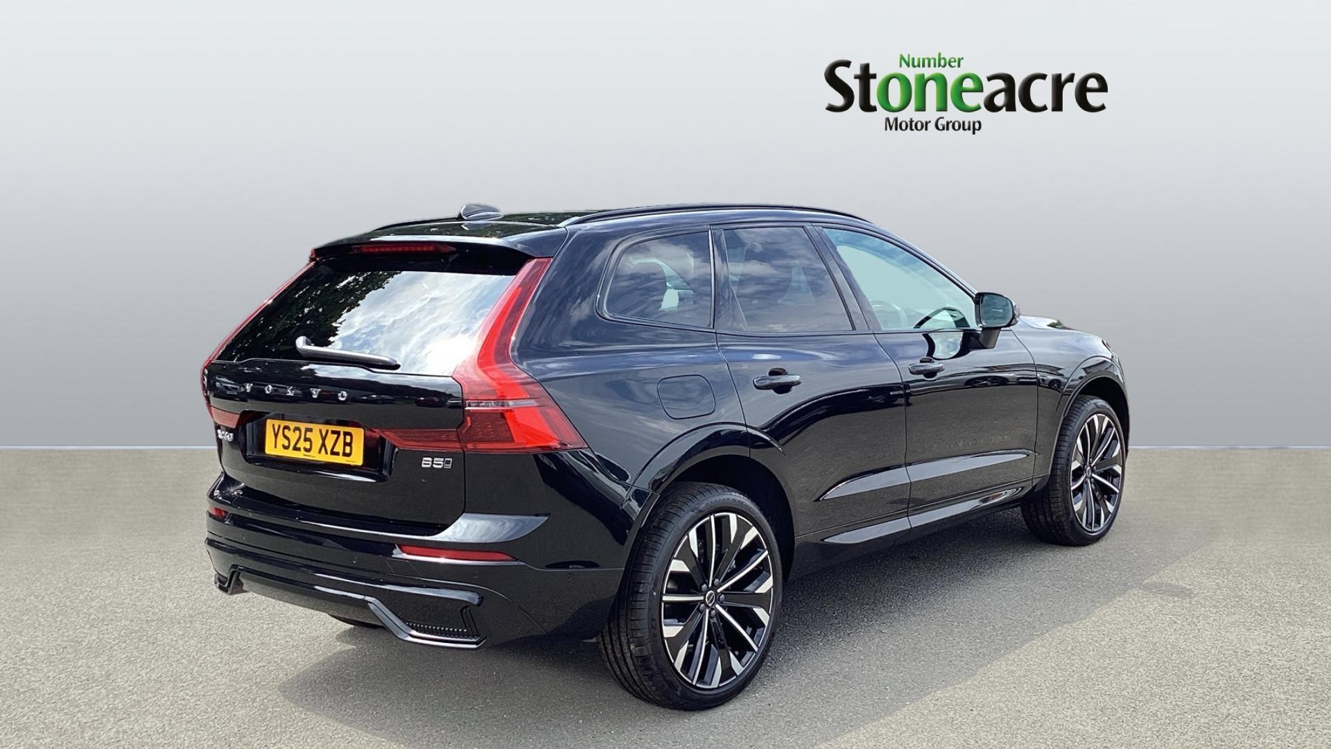 Volvo XC60 Image 2