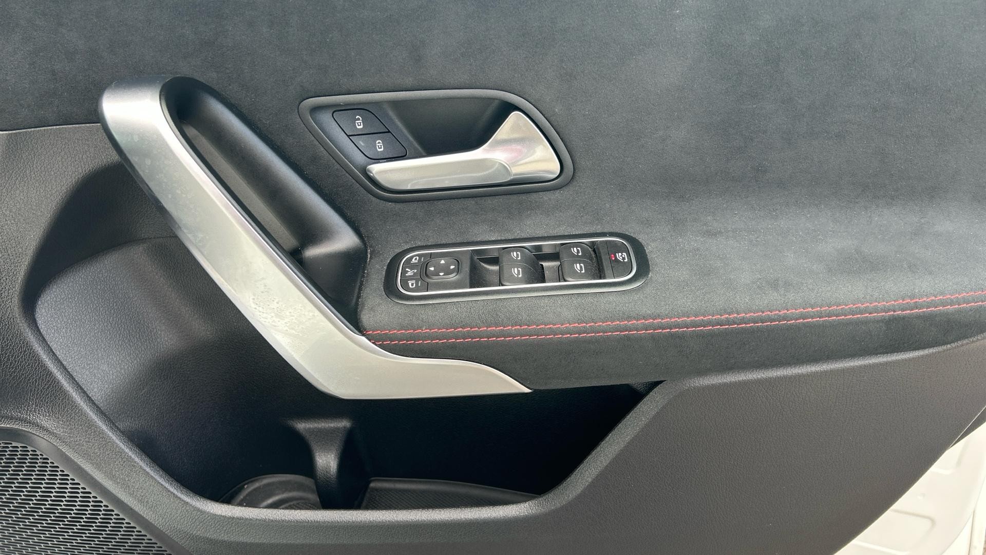 Mercedes-Benz A-Class Image 23