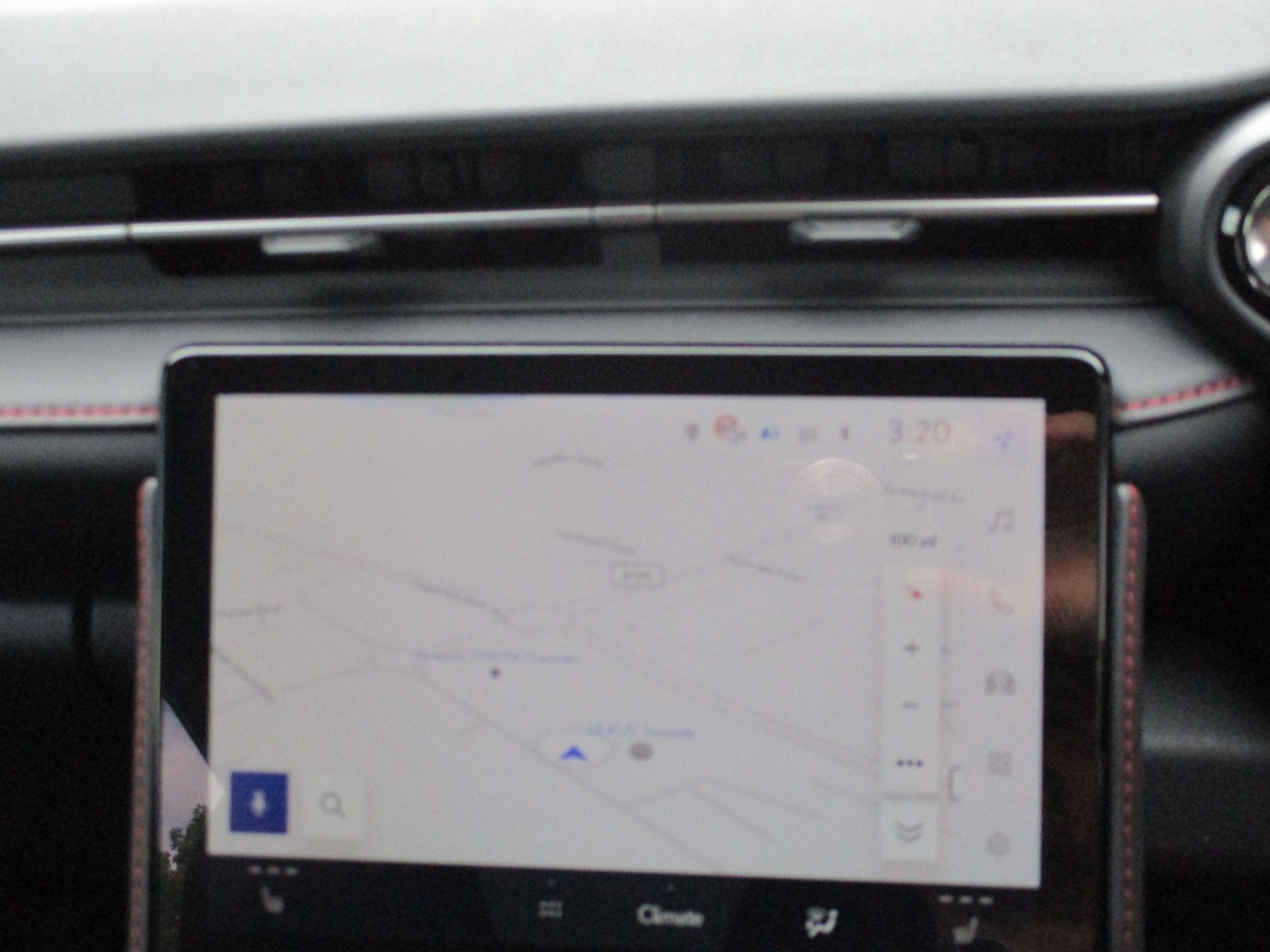 Lexus LBX Image 28