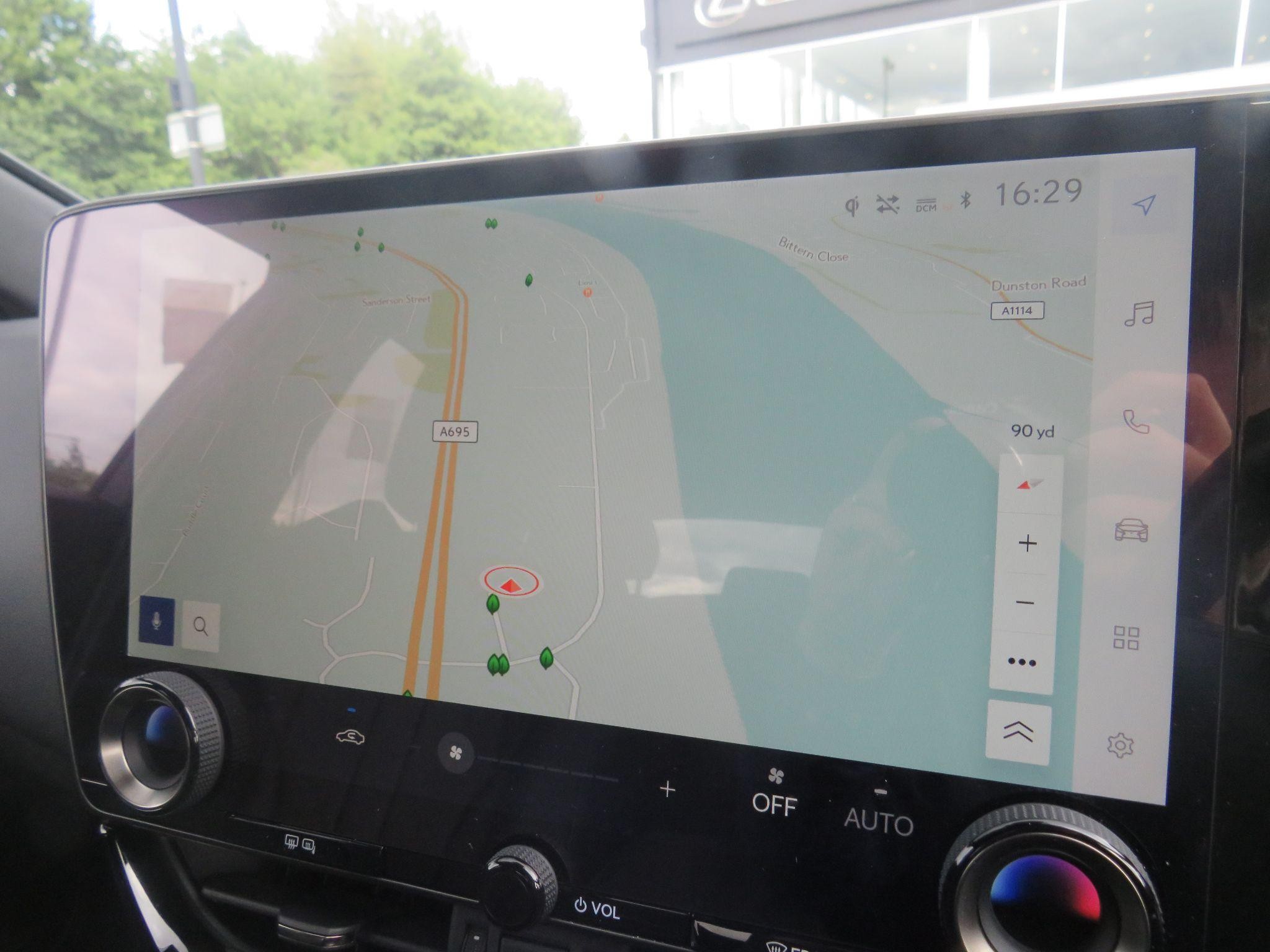 Lexus NX Image 36