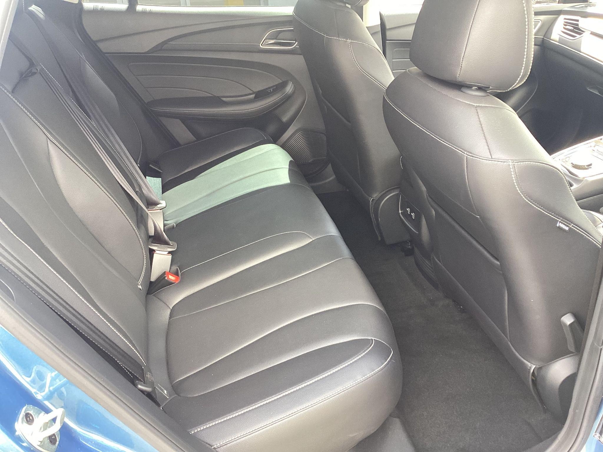 MG5 EV Image 11