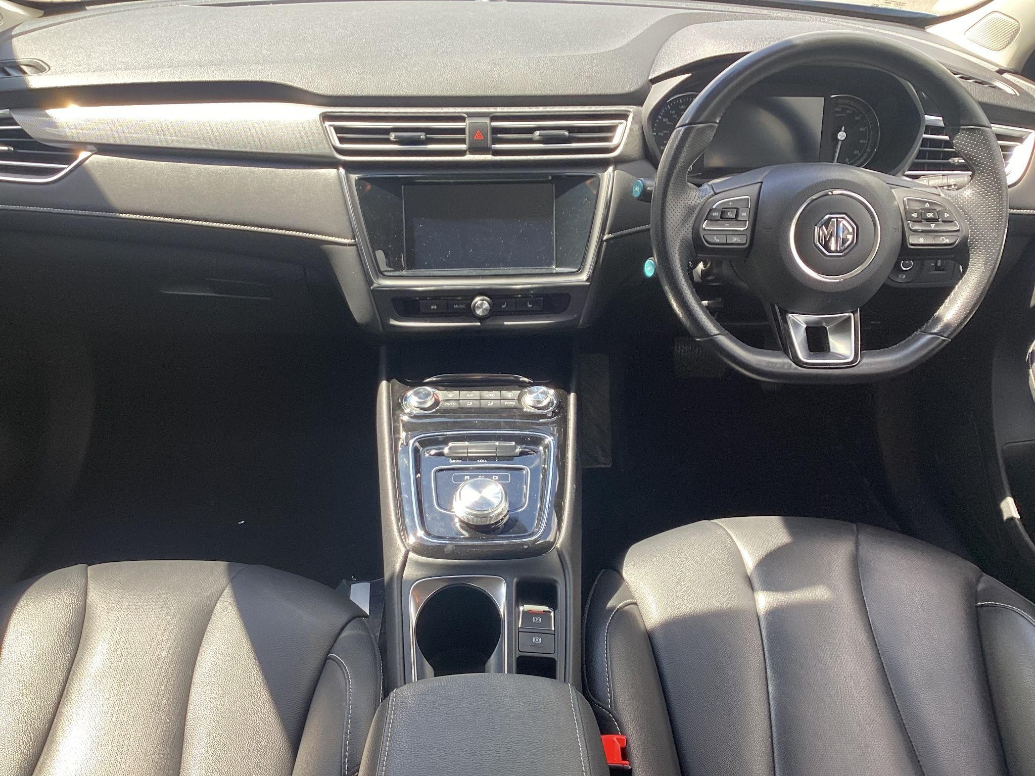MG5 EV Image 12