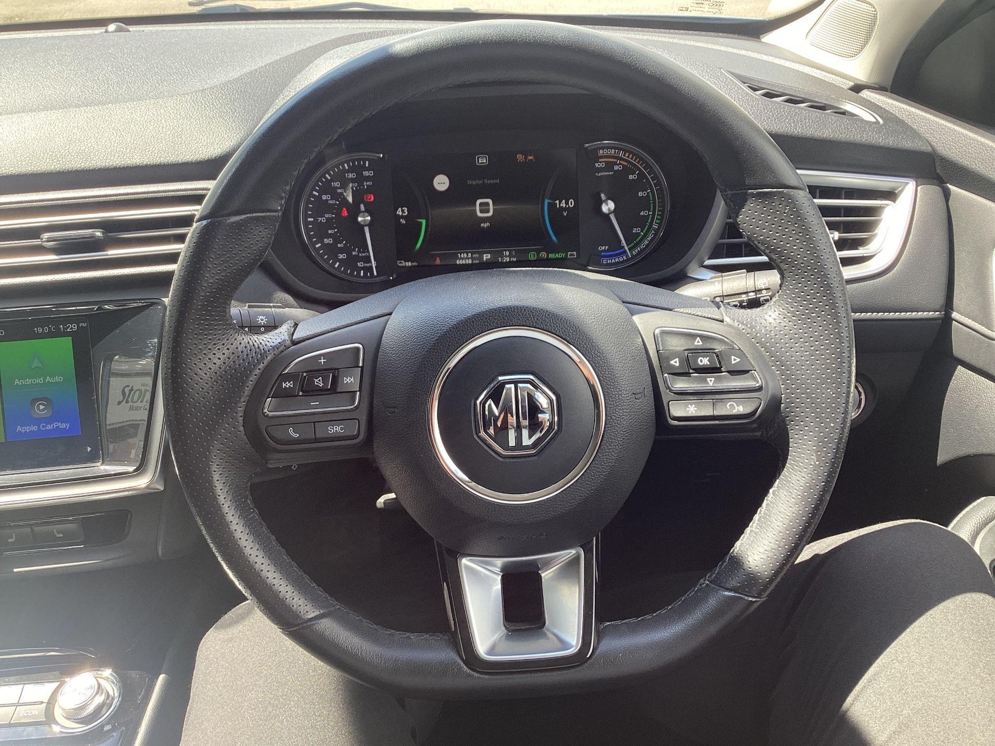 MG5 EV Image 19