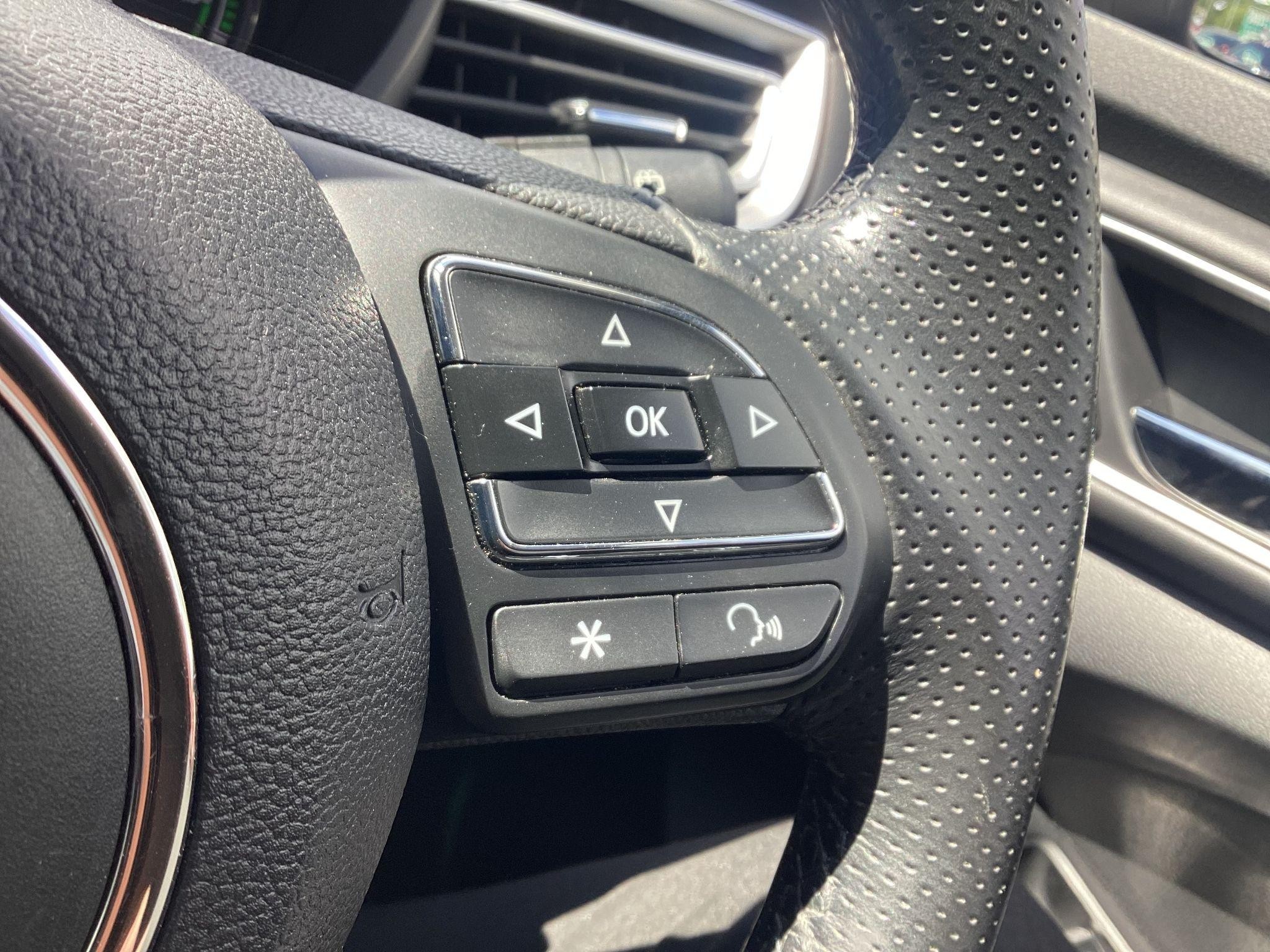 MG5 EV Image 21