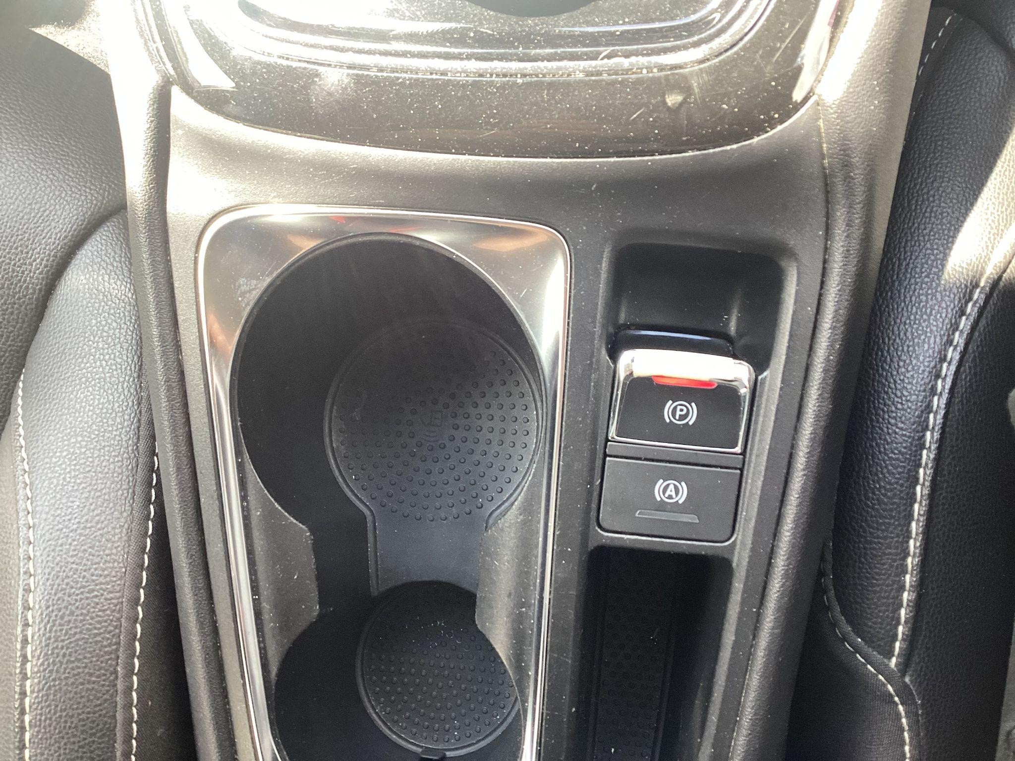 MG5 EV Image 31