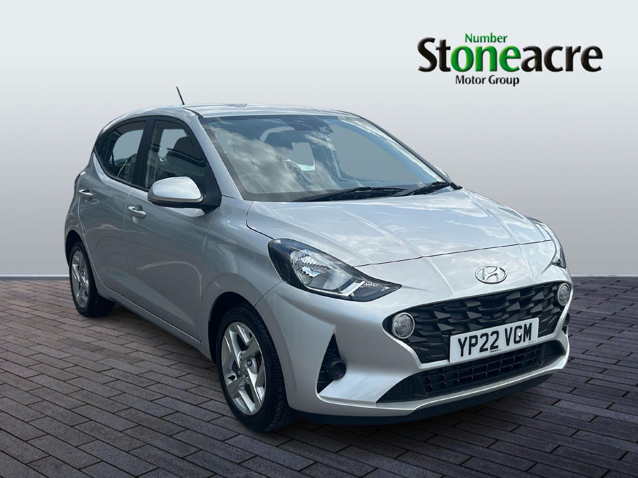 Hyundai i10 Image 1