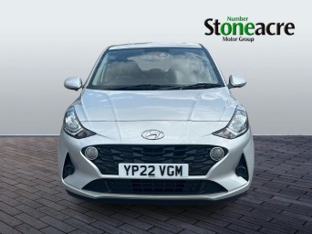 Hyundai i10 1.0 SE Connect Hatchback 5dr Petrol Manual Euro 6 (s/s) (67 ps) YP22VGM Image 2