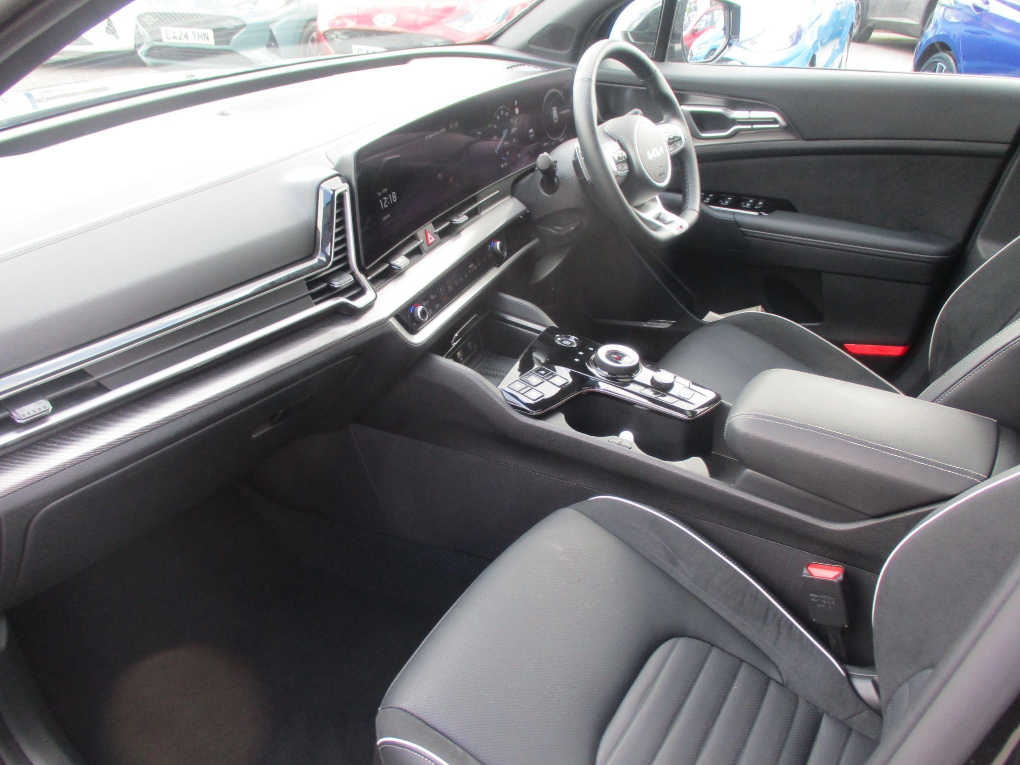Kia Sportage Image 12