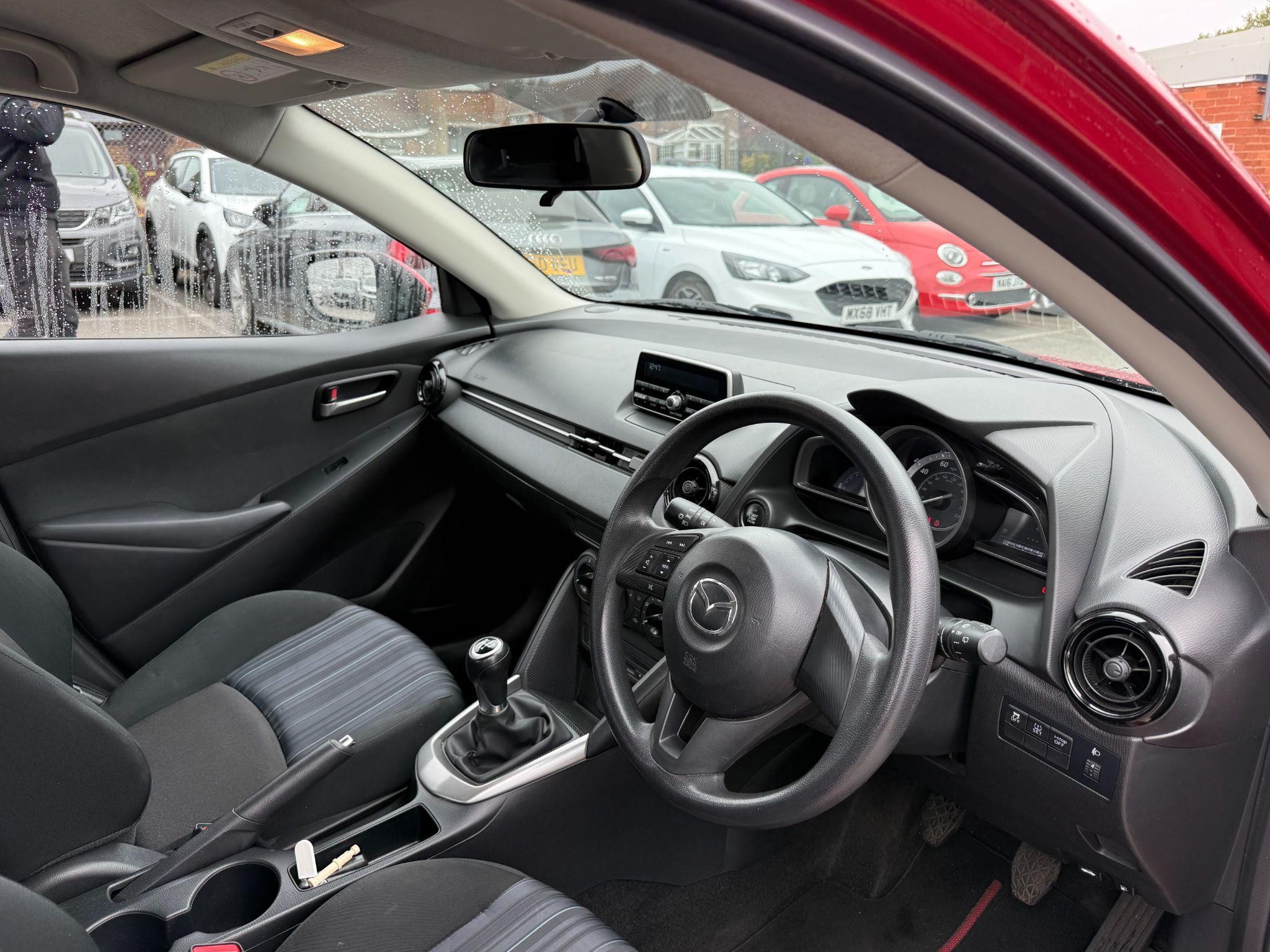 Mazda2 Image 13