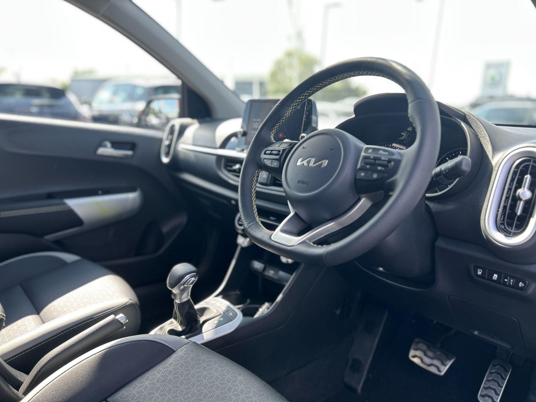 Kia Picanto Image 11