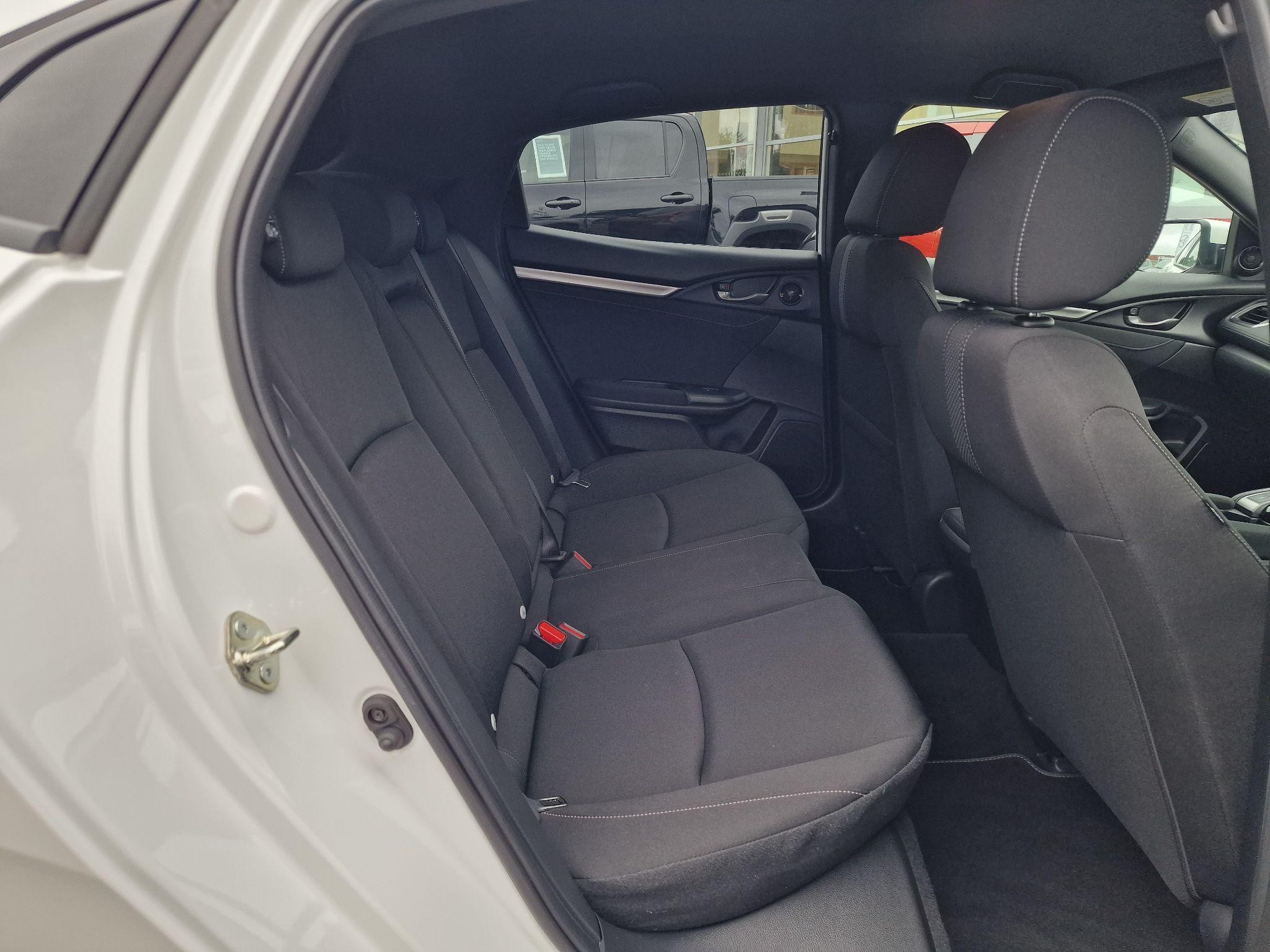 Honda Civic Image 13