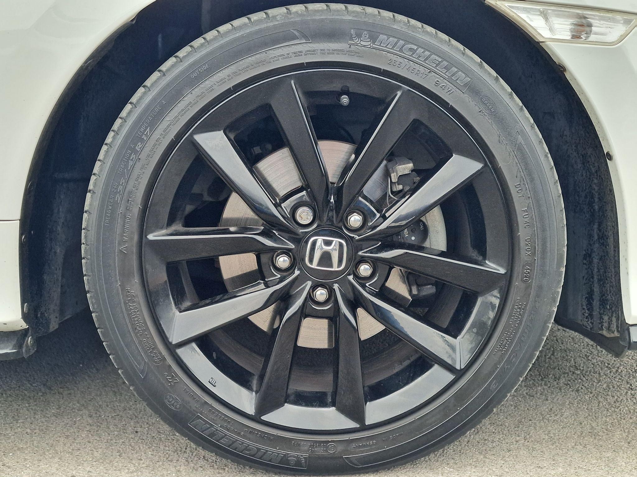 Honda Civic Image 18