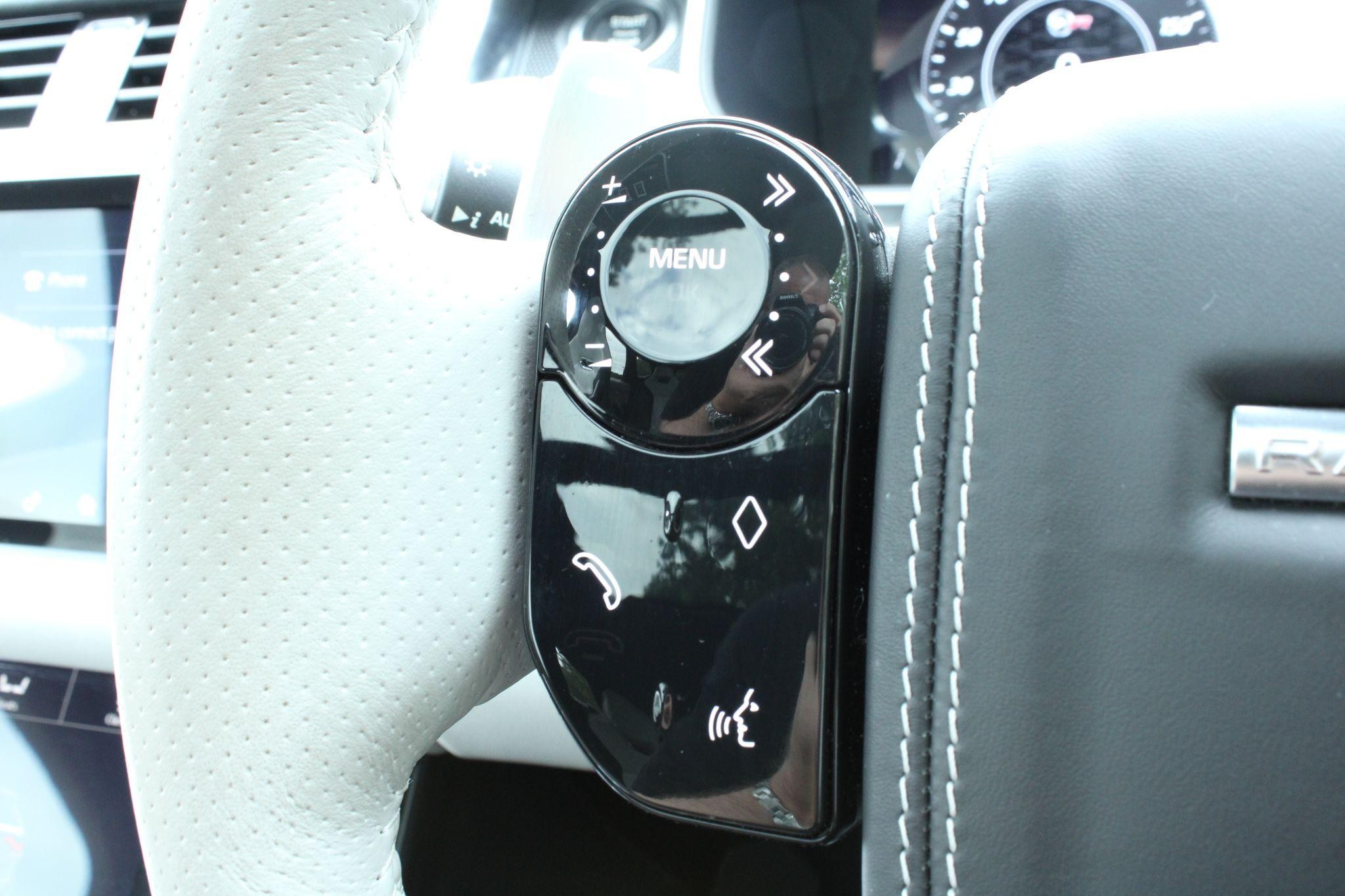 Land Rover Range Rover Sport Image 9