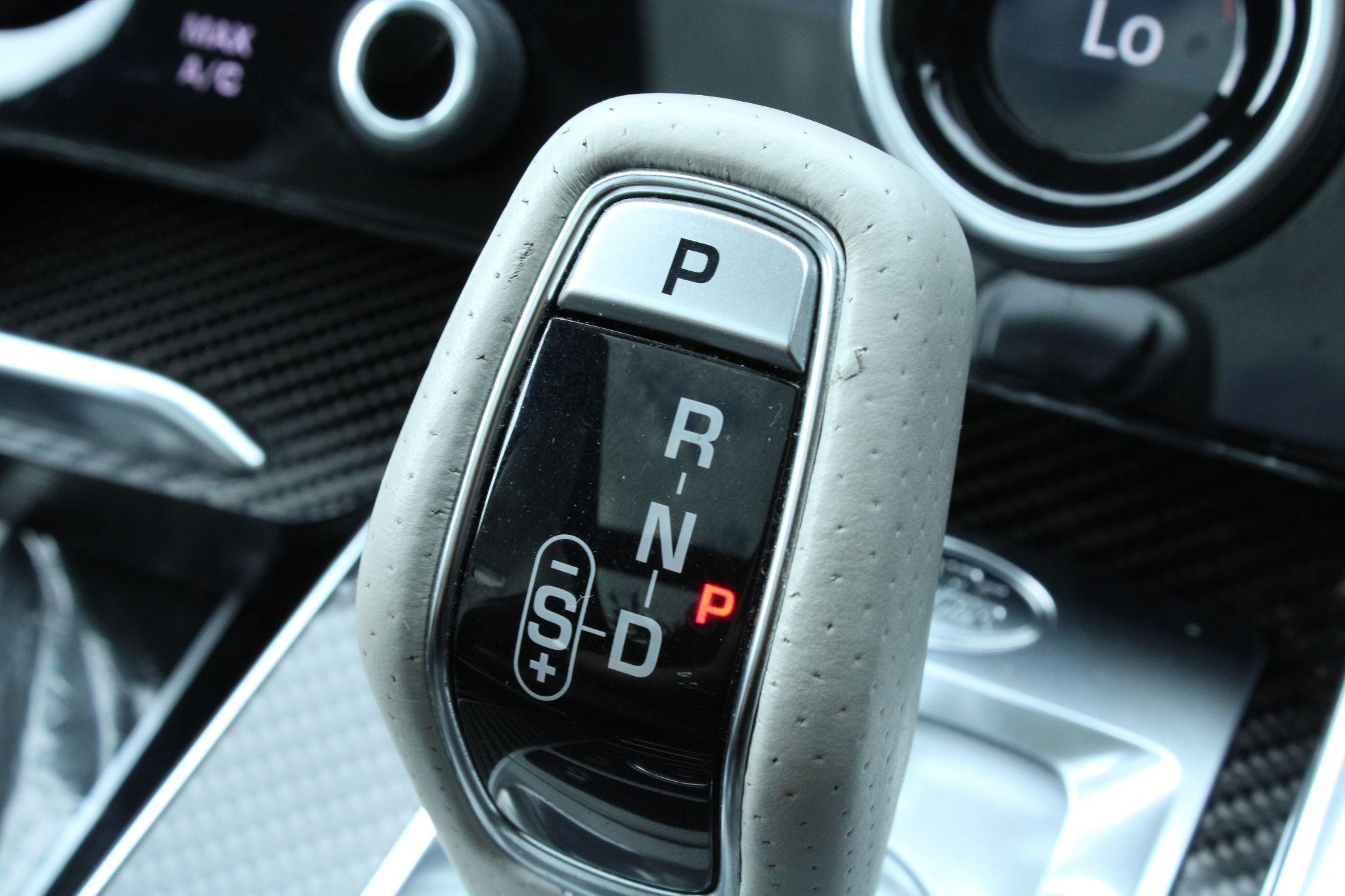 Land Rover Range Rover Sport Image 14