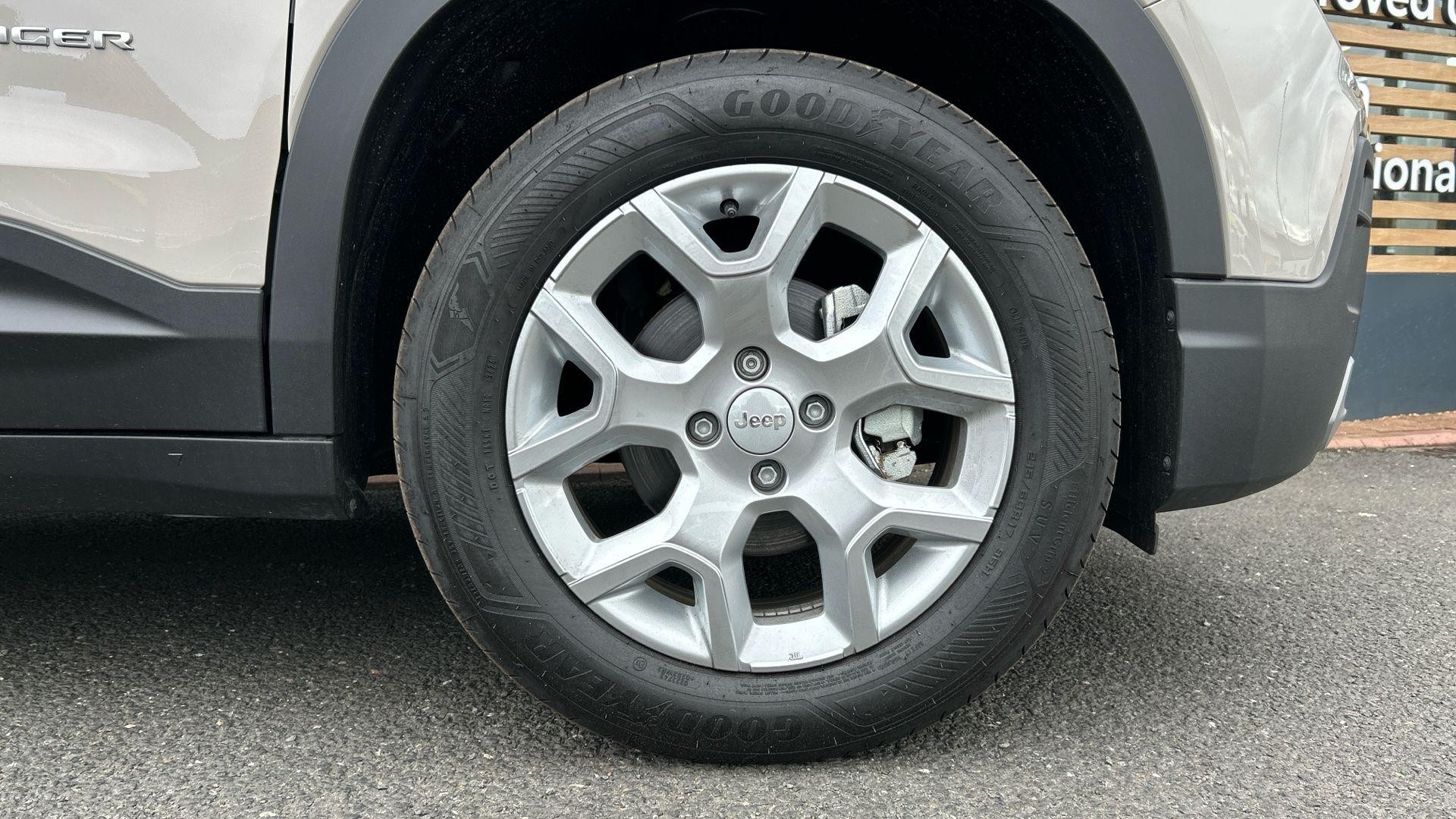 Jeep Avenger Image 19