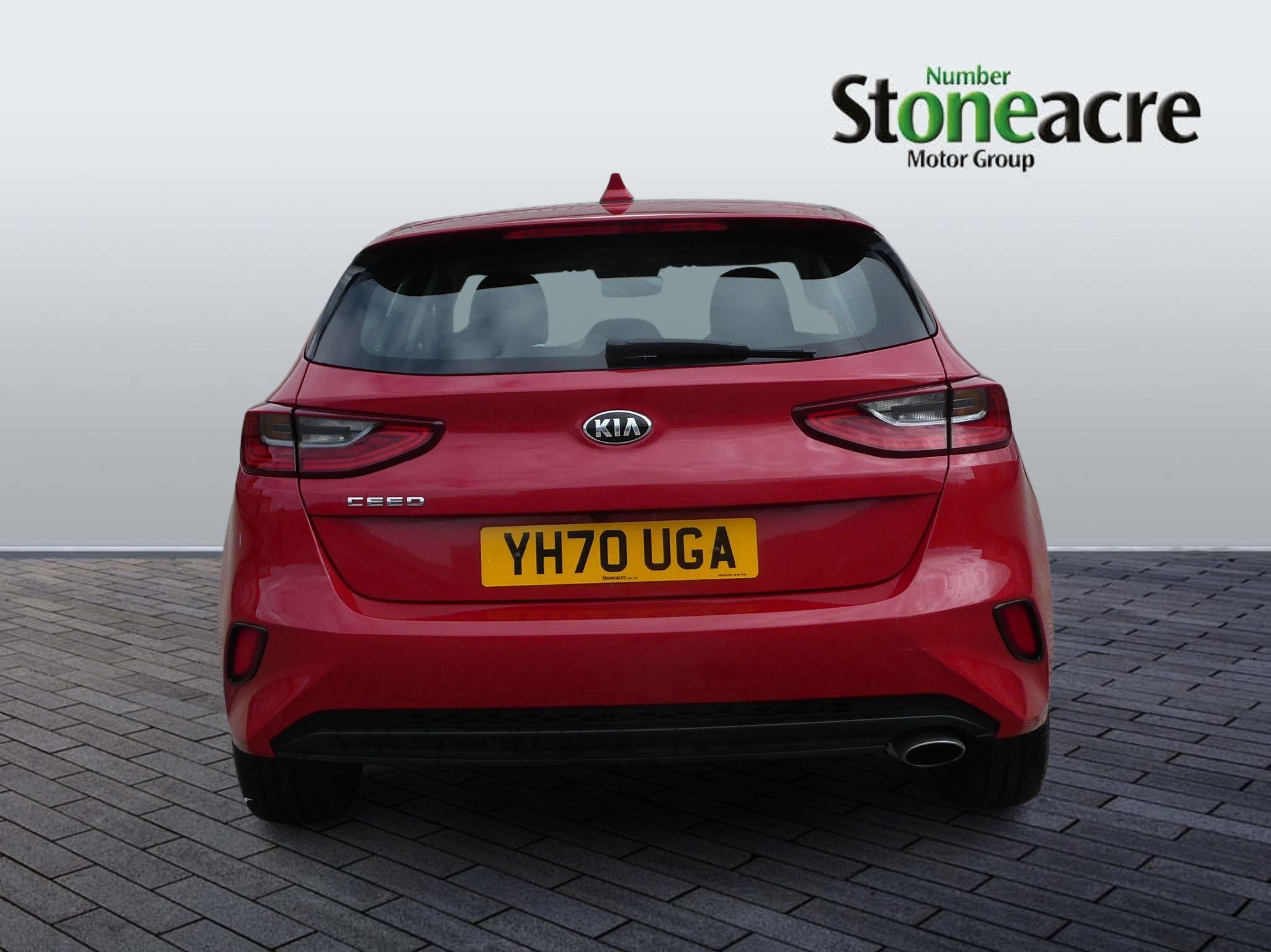 Kia Ceed Image 4