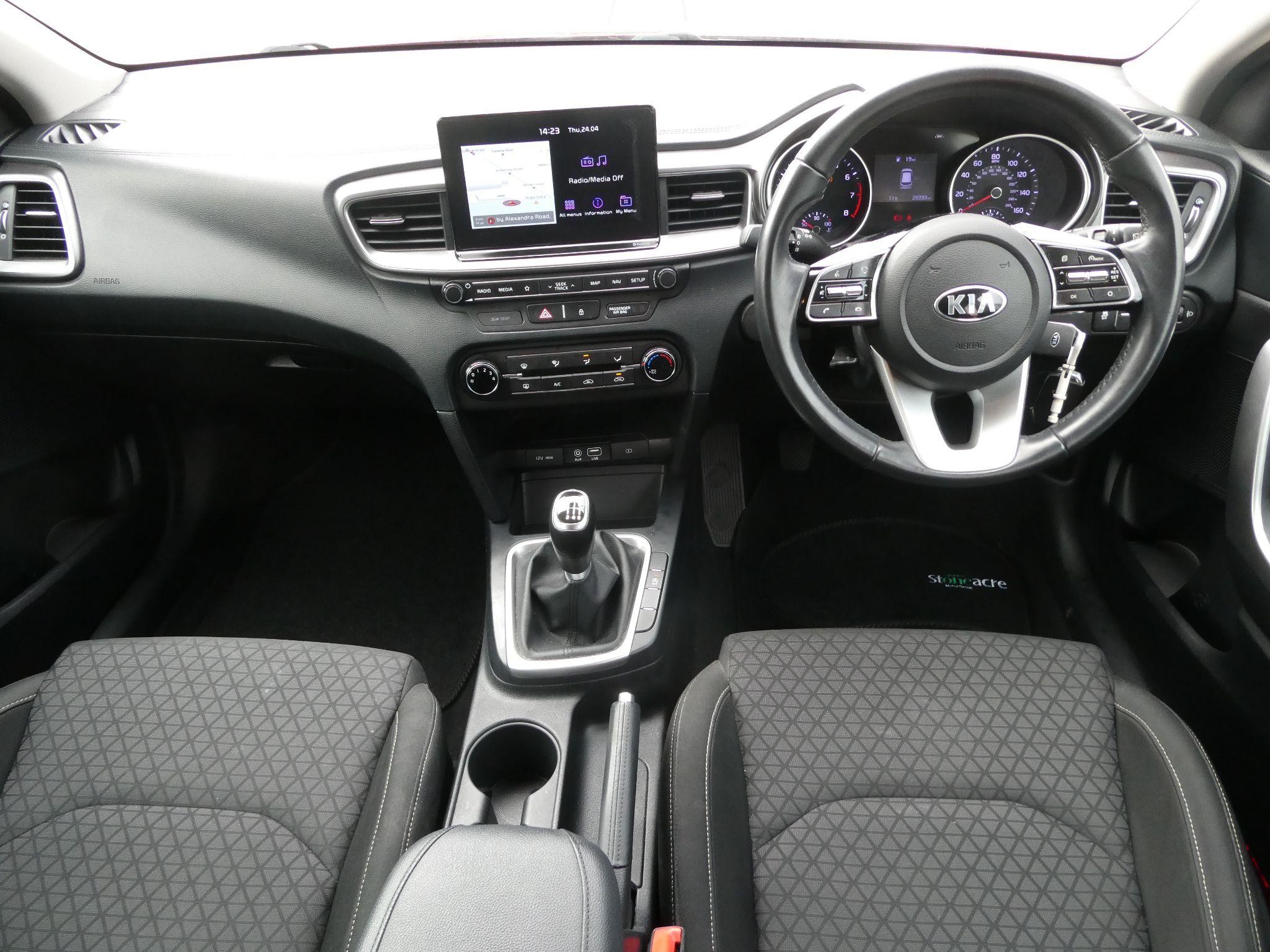 Kia Ceed Image 12