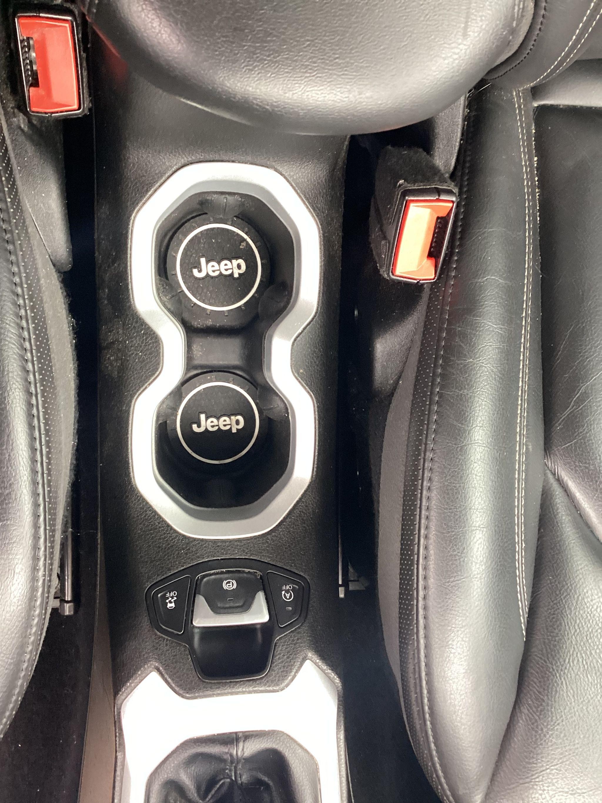 Jeep Renegade Image 20