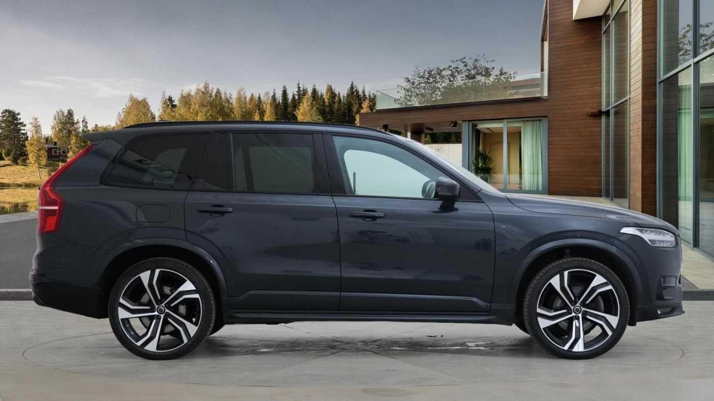 Volvo XC90 Image 2
