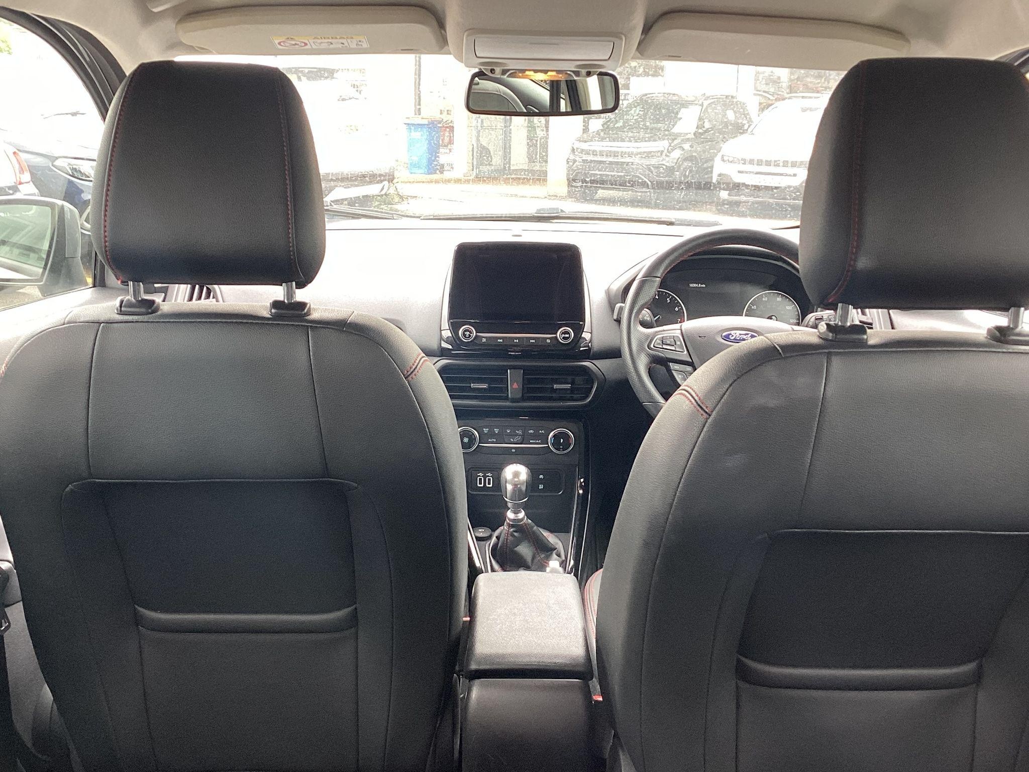 Ford EcoSport Image 11
