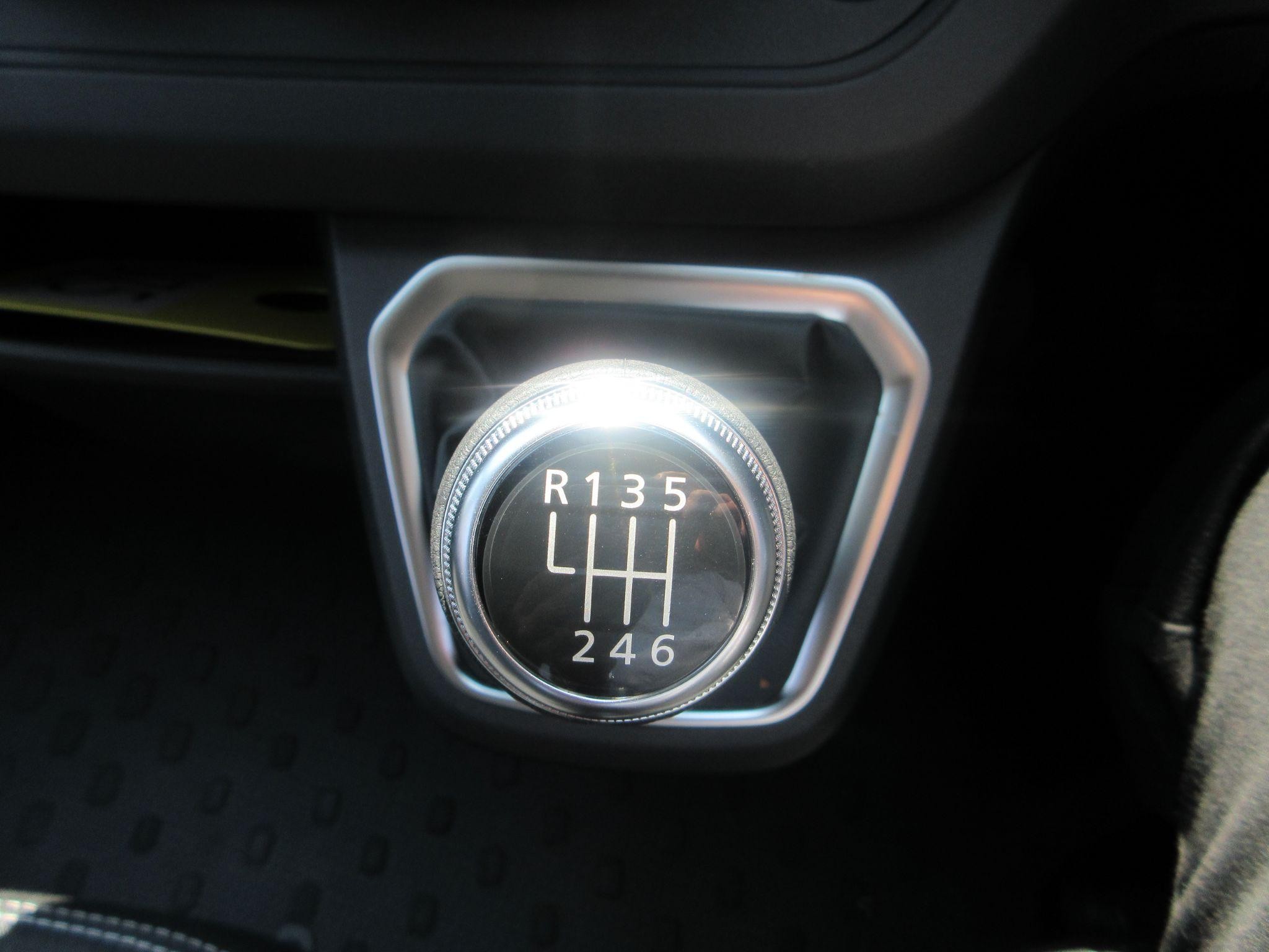 Renault Trafic Image 14