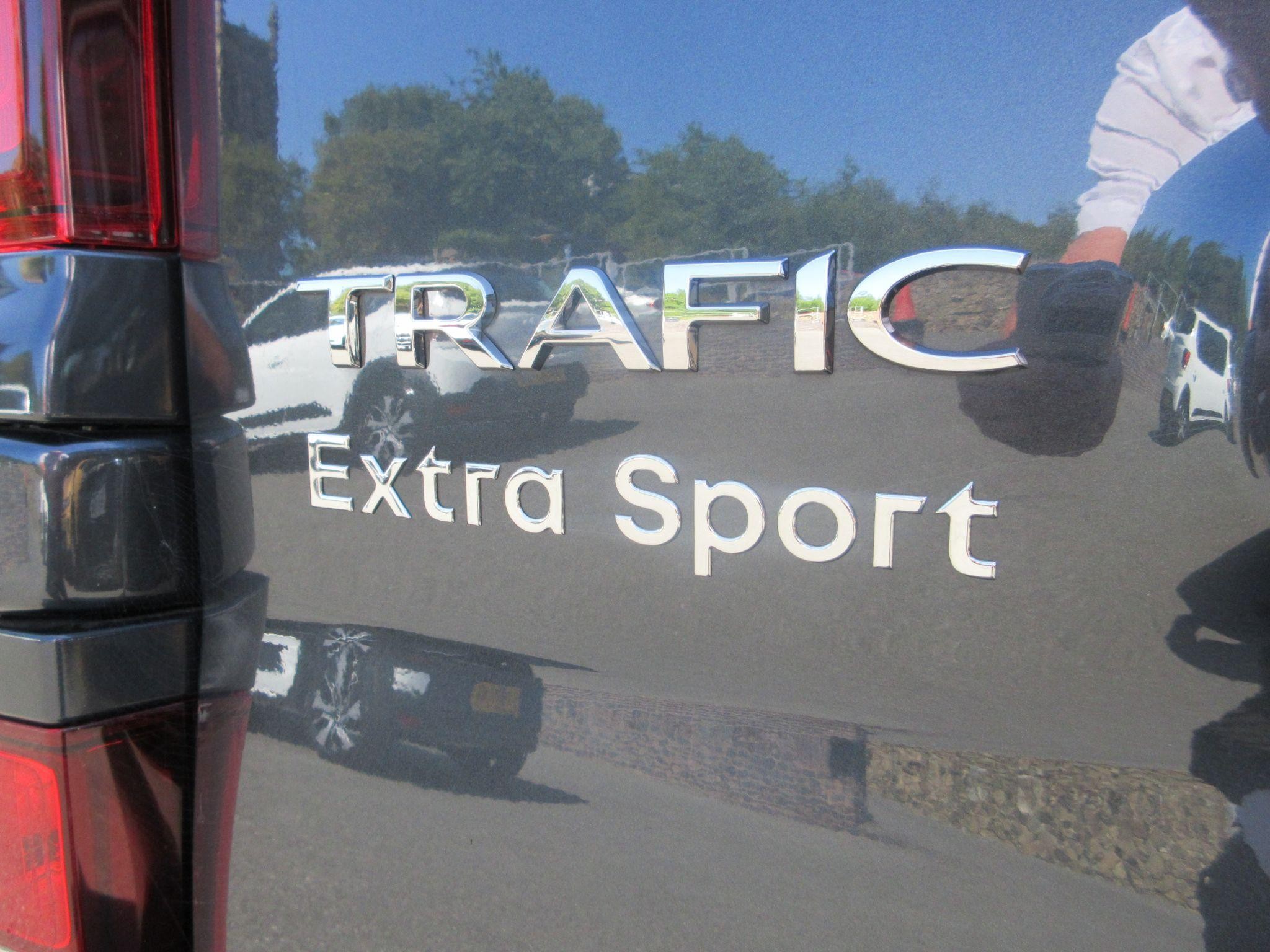 Renault Trafic Image 36