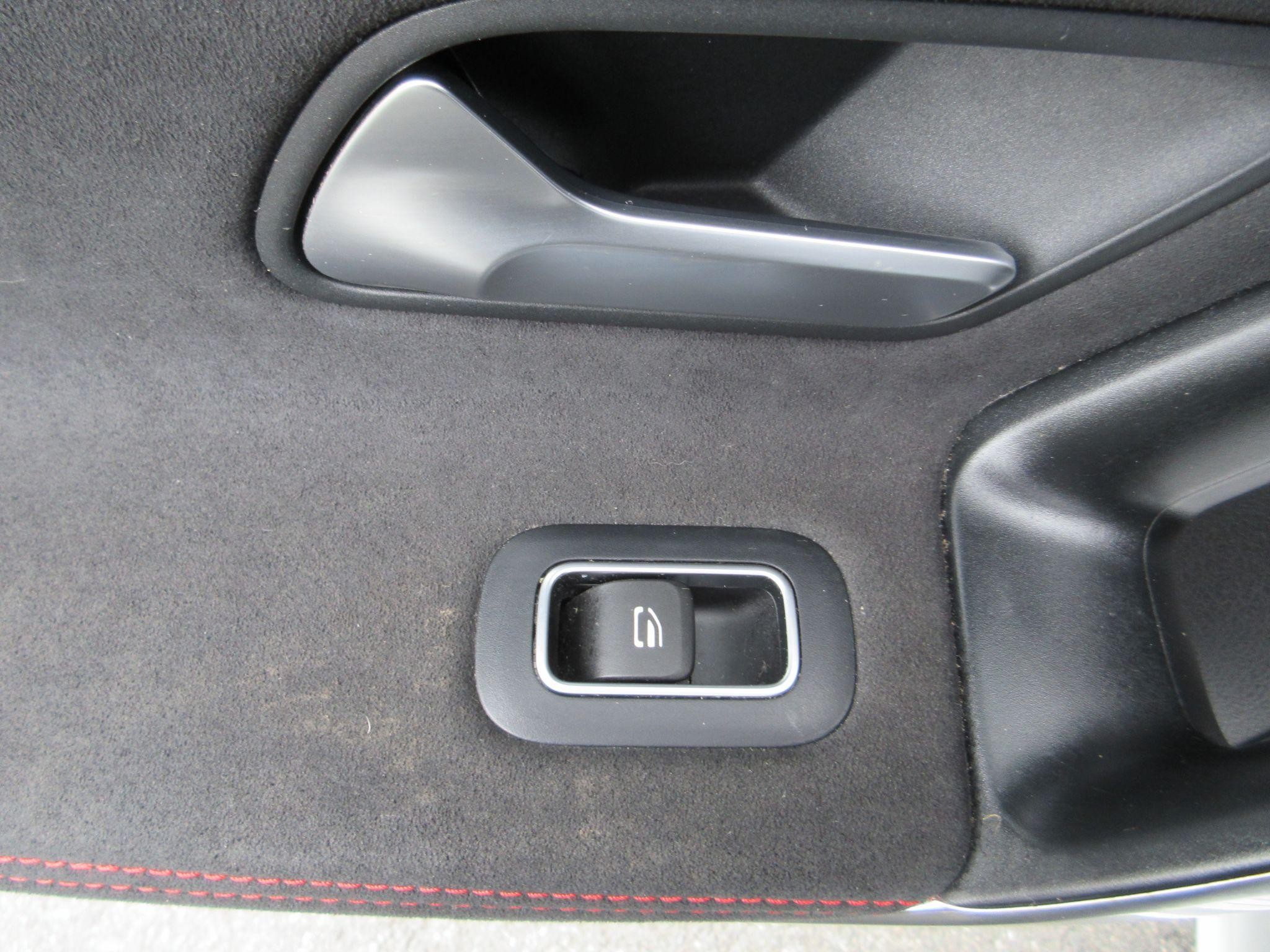Mercedes-Benz A-Class Image 15