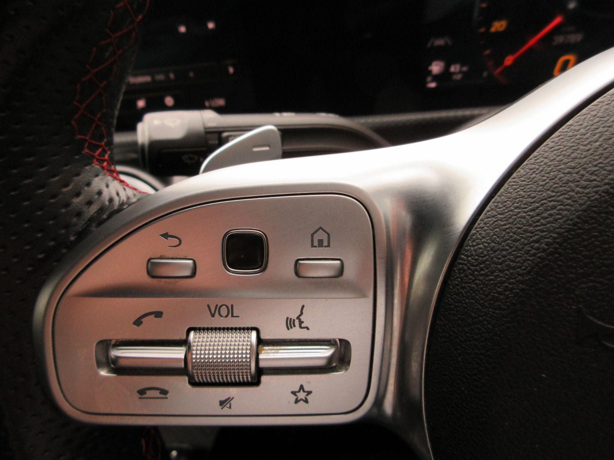 Mercedes-Benz A-Class Image 17