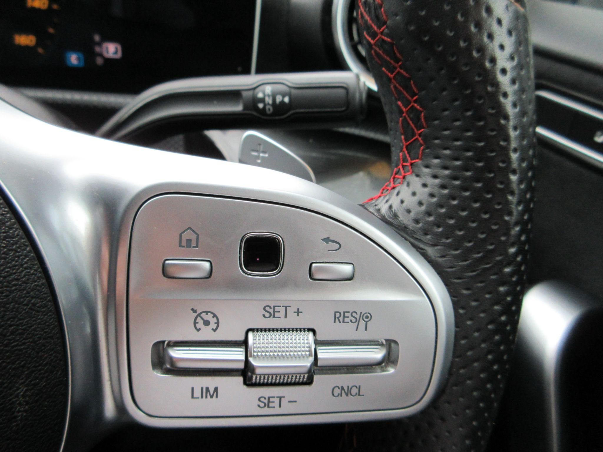 Mercedes-Benz A-Class Image 18