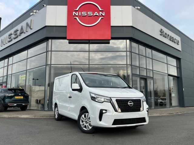 Nissan Primastar 2.0 dCi 30 Tekna L1 Euro 6 (s/s) 5dr null Image 1