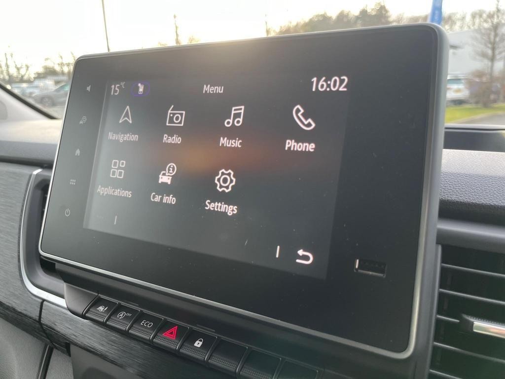 Nissan Primastar Image 24
