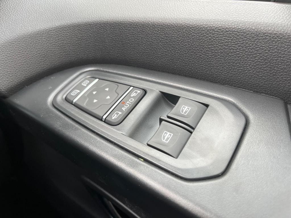 Nissan Primastar Image 39