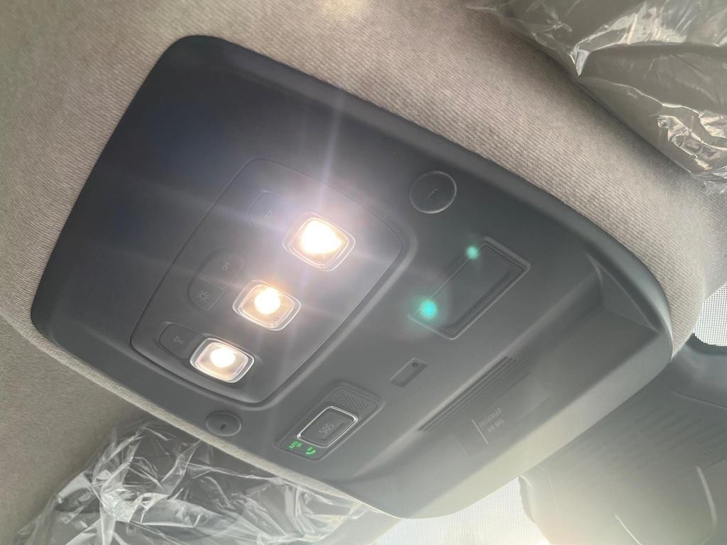 Nissan Primastar Image 40