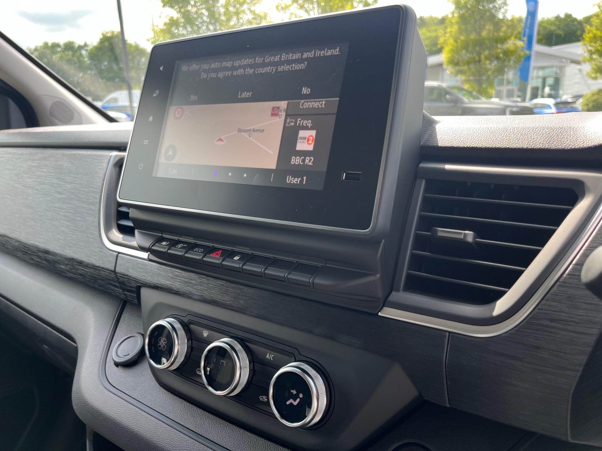 Nissan Primastar Image 25