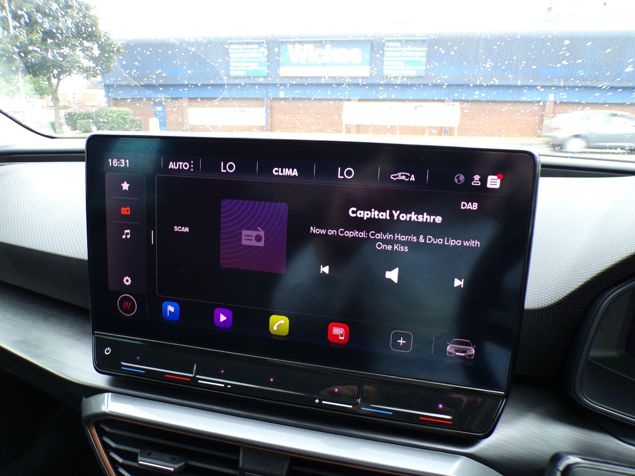 CUPRA Leon Image 20