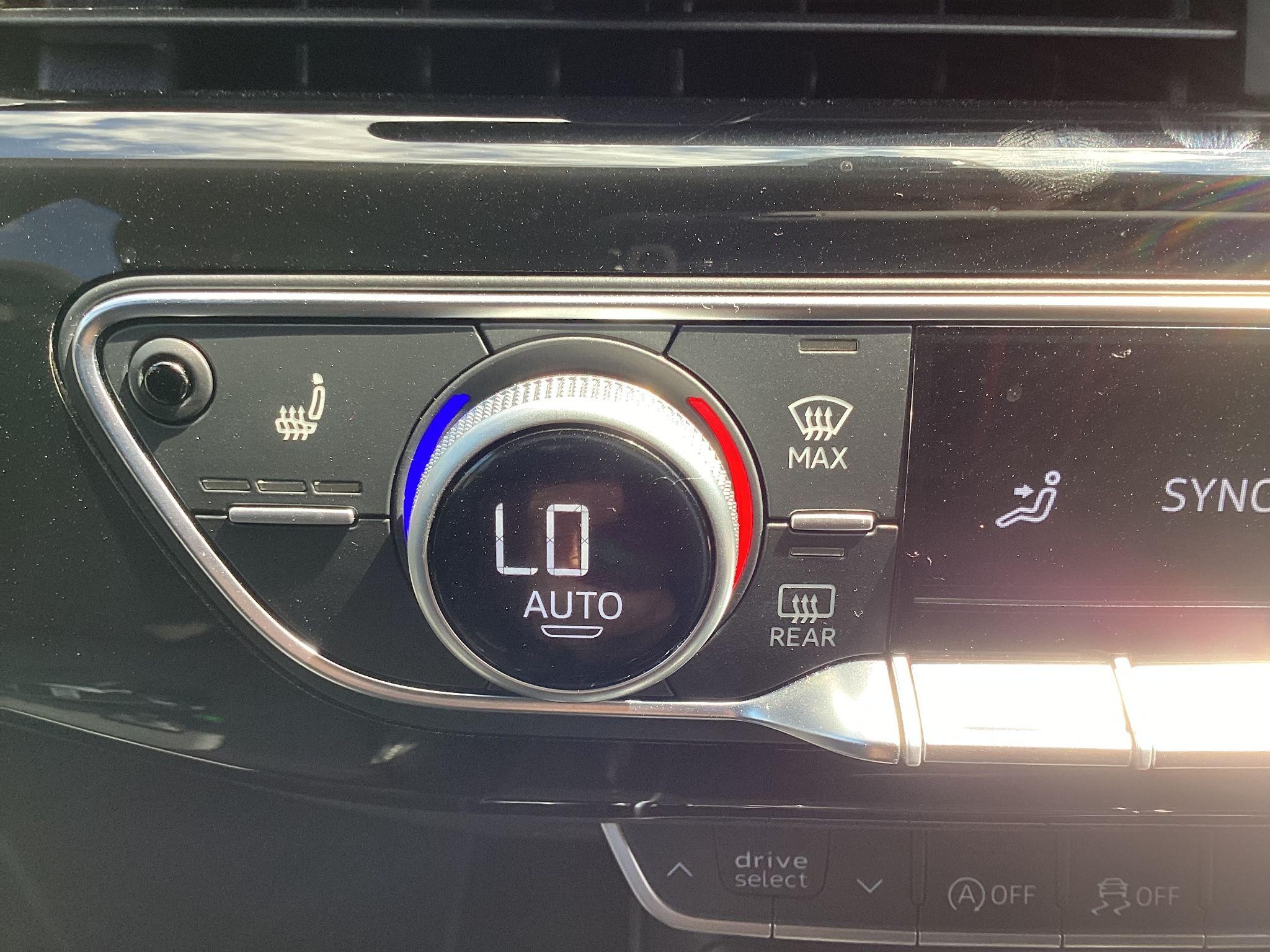 Audi A4 Avant Image 32