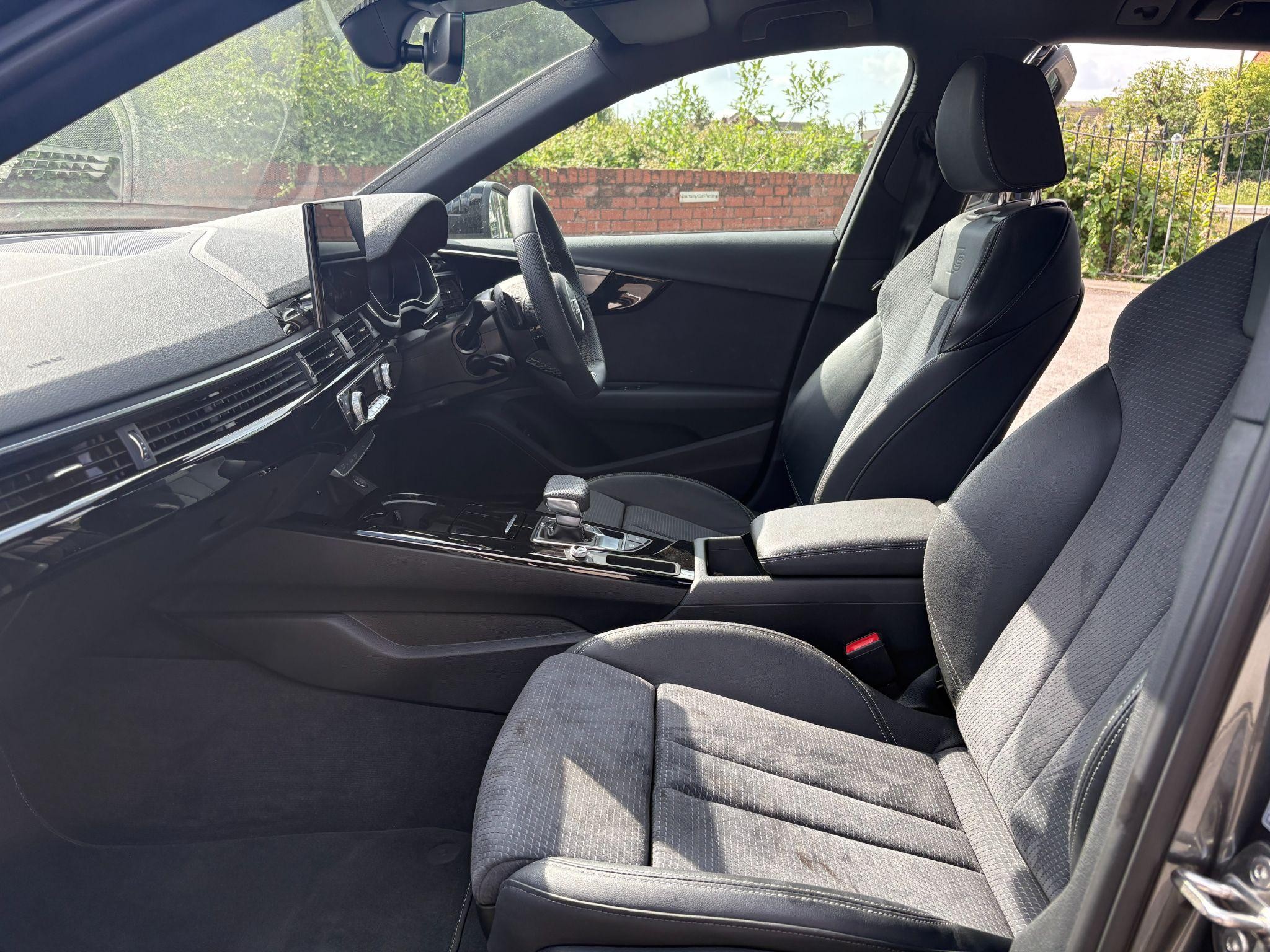 Audi A4 Avant Image 39