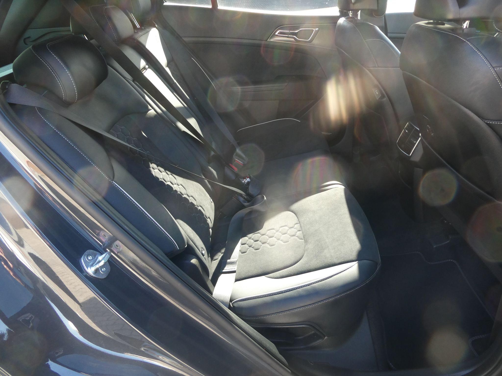 Kia Sportage Image 17