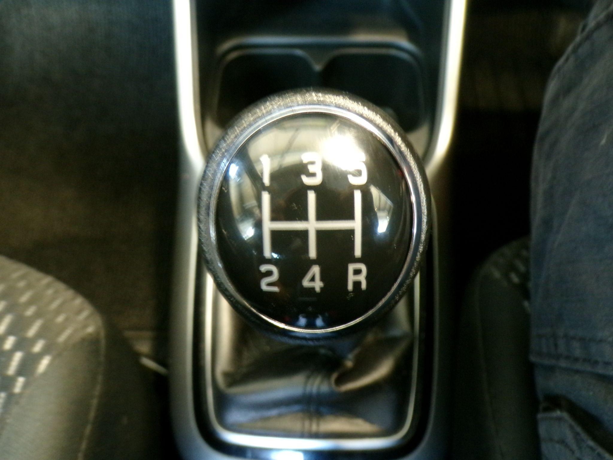 Suzuki Ignis Image 14