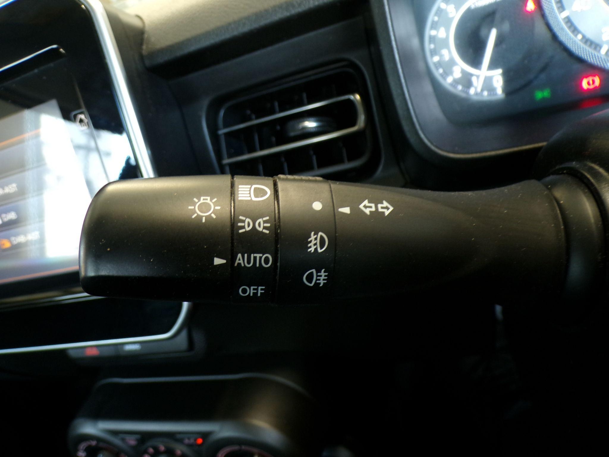 Suzuki Ignis Image 20
