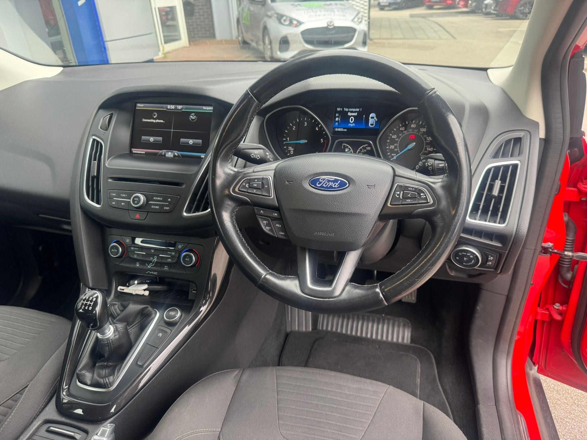Ford Focus Image 18