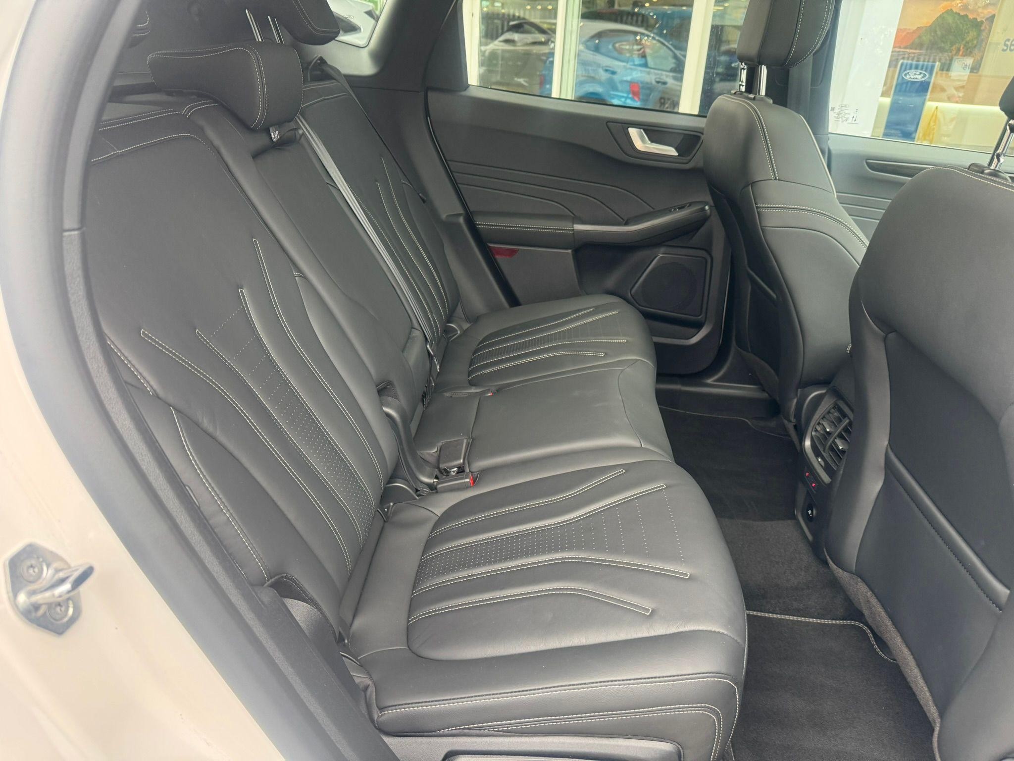 Ford Kuga Image 11