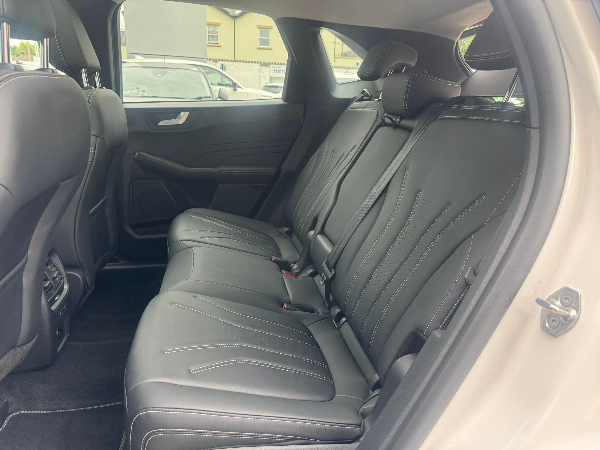 Ford Kuga Image 12