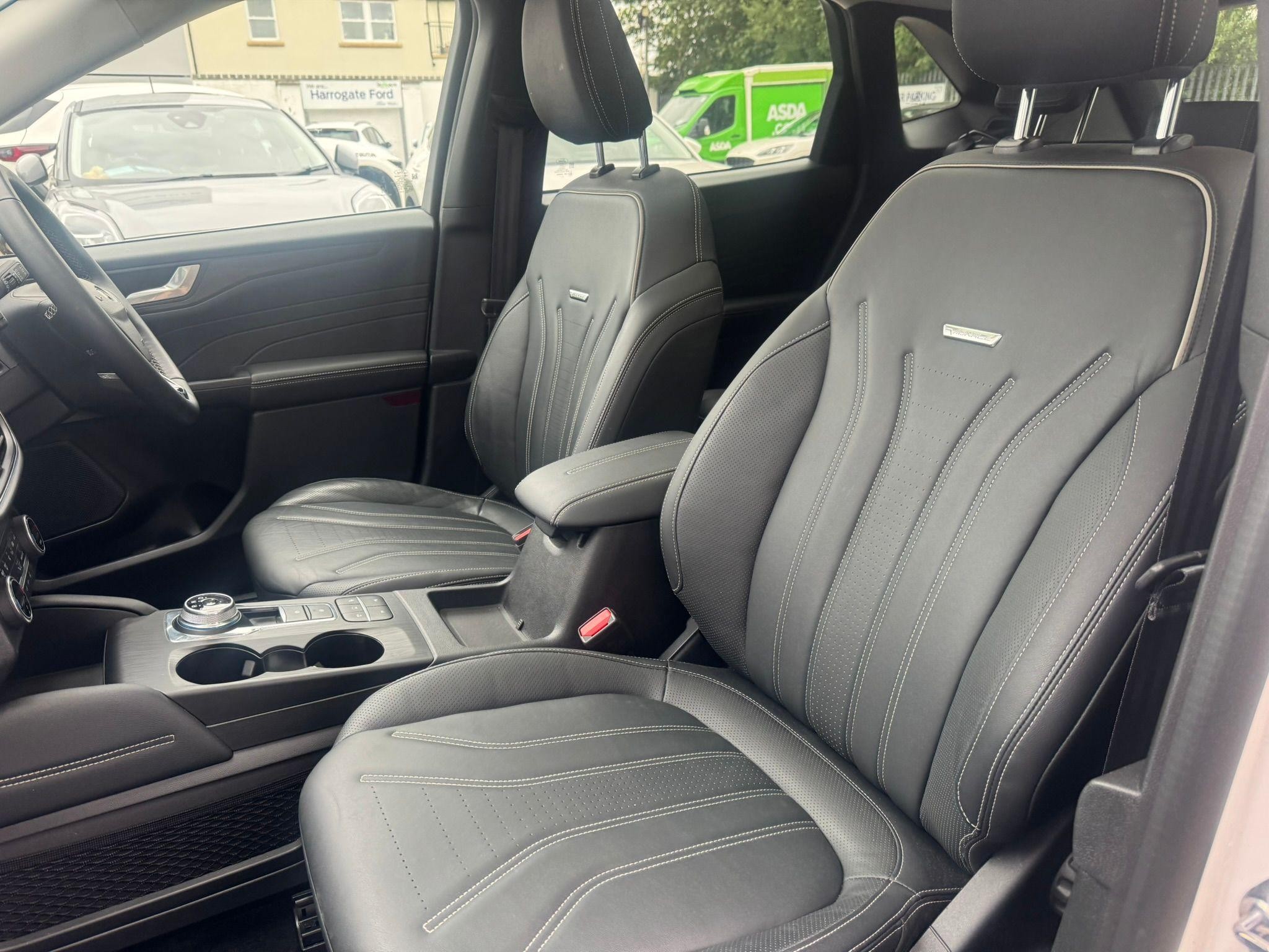 Ford Kuga Image 18