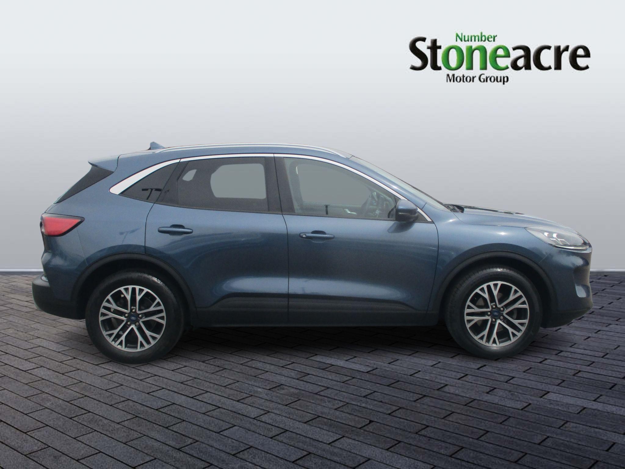 Ford Kuga Image 2