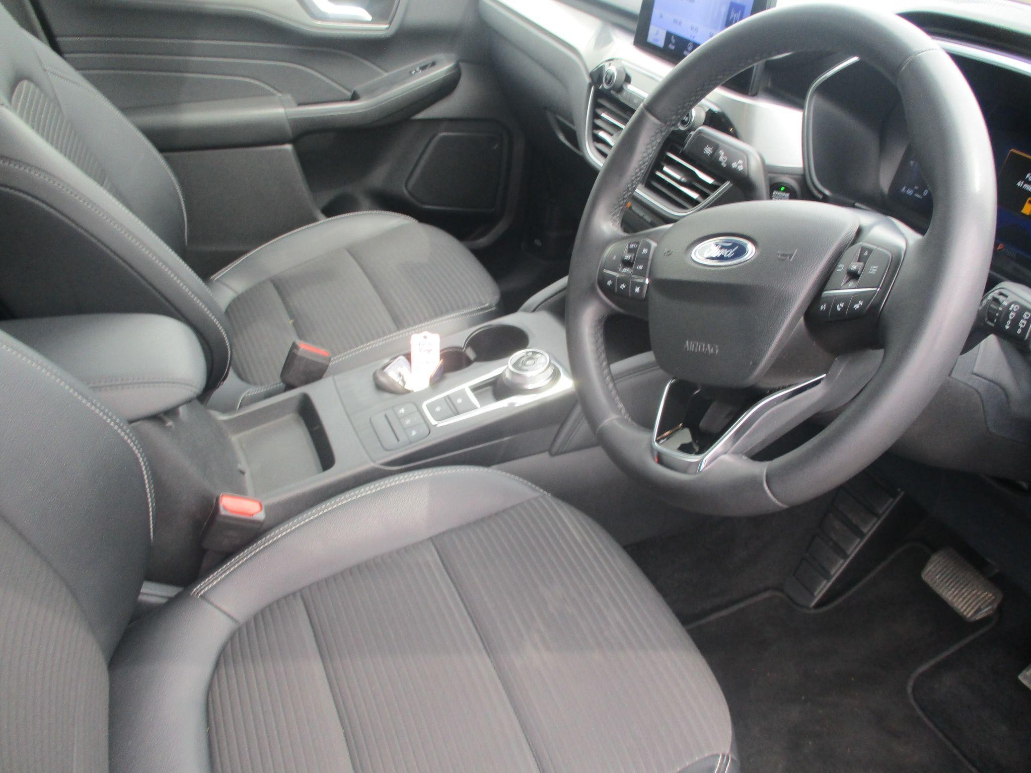 Ford Kuga Image 11
