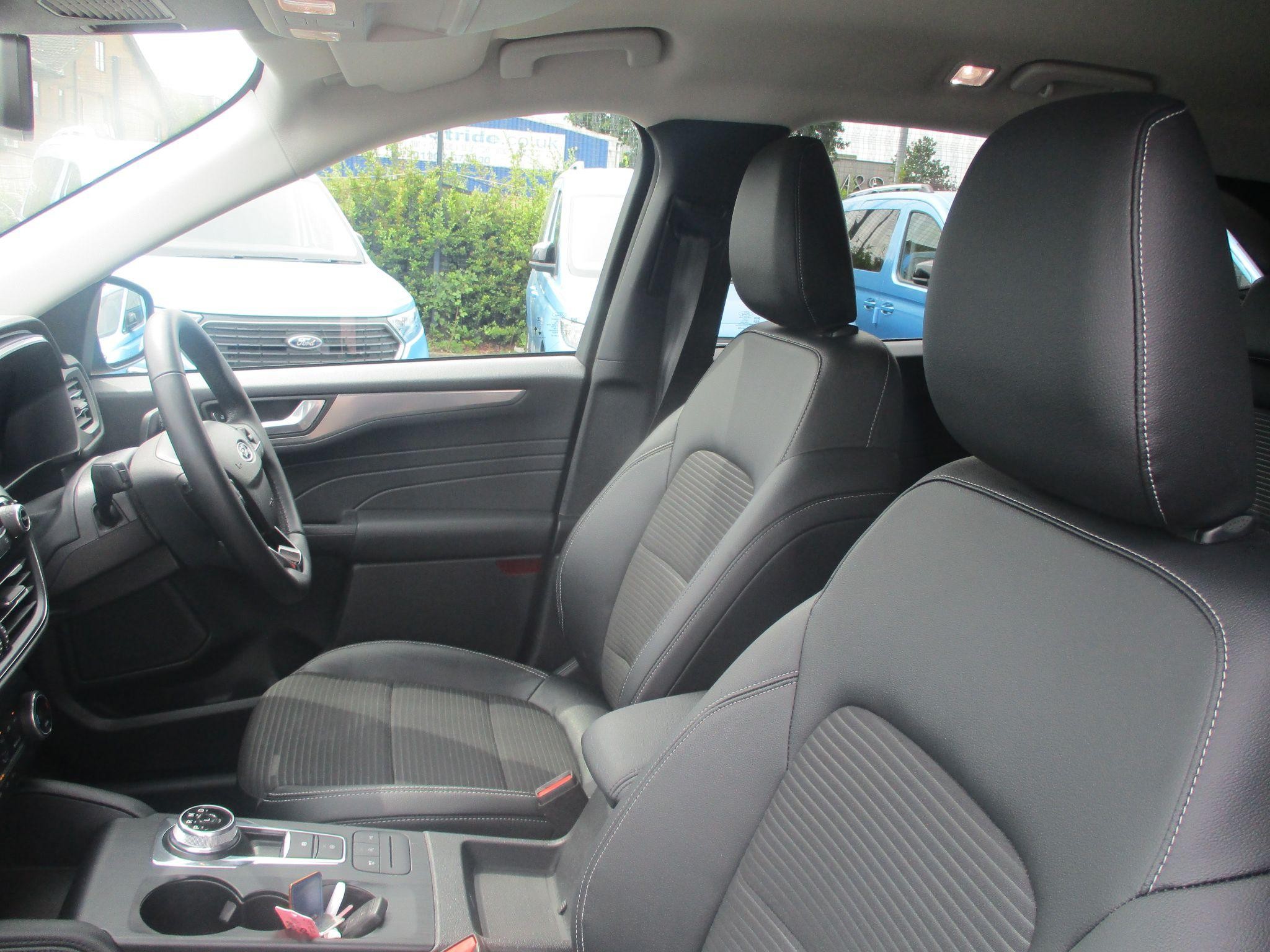 Ford Kuga Image 23